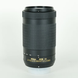 Nikon AF-P DX NIKKOR 70-300mm f/4.5-6.3G ED VR Nikon AF-P DX NIKKOR 70-300mm f/4.5-6.3G ED VR