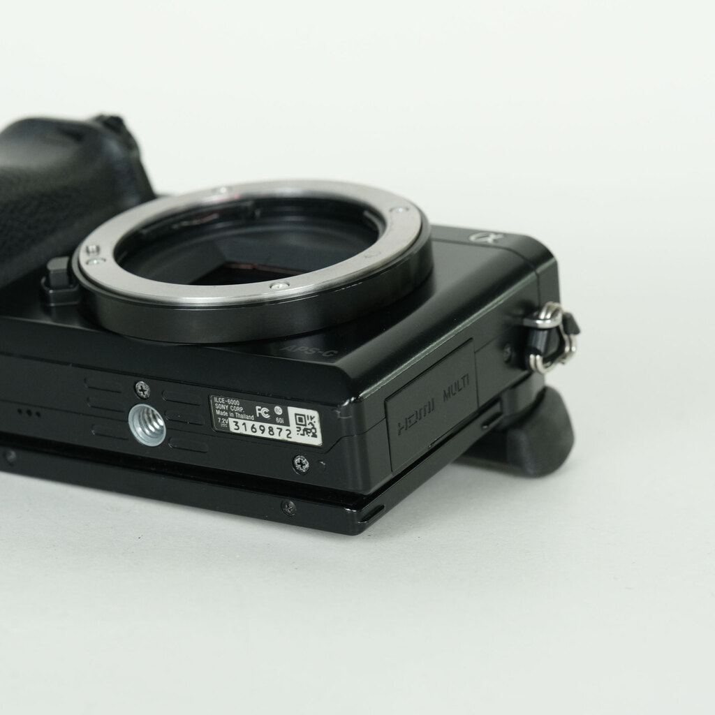 SONY α6000(ILCE-6000) SONY α6000(ILCE-6000)