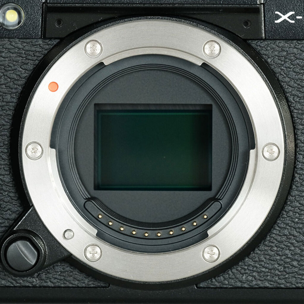 FUJIFILM X-S10