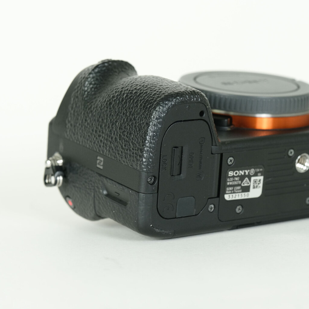 SONY α7 II(ILCE-7M2) SONY α7 II(ILCE-7M2)