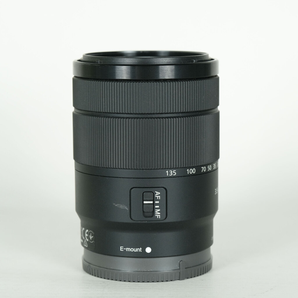 SONY E 18-135mm F3.5-5.6 OSS SEL18135の出品 | ONE SCENE（ワンシーン）