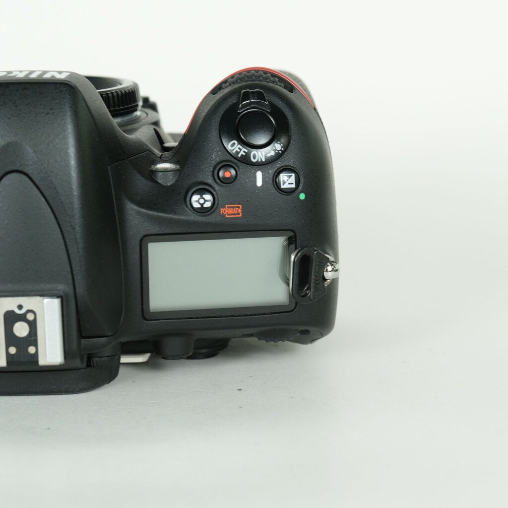 Nikon D610の出品 | ONE SCENE（ワンシーン）