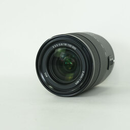 SONY E 18-135mm F3.5-5.6 OSS SEL18135