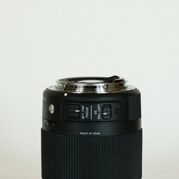 SIGMA 18-300mm F3.5-6.3 DC MACRO OS HSM｜Contemporary [キヤノンEF用]