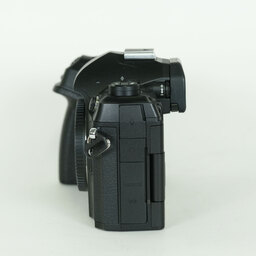 OM SYSTEM OM-1 OM SYSTEM OM-1