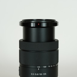 SONY E 18-135mm F3.5-5.6 OSS SEL18135