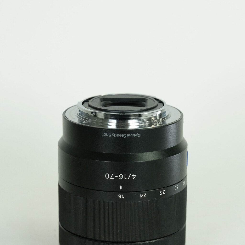 SONY Vario-Tessar T* E 16-70mm F4 ZA OSS SEL1670Z SONY Vario-Tessar T* E 16-70mm F4 ZA OSS SEL1670Z