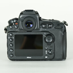Nikon D810