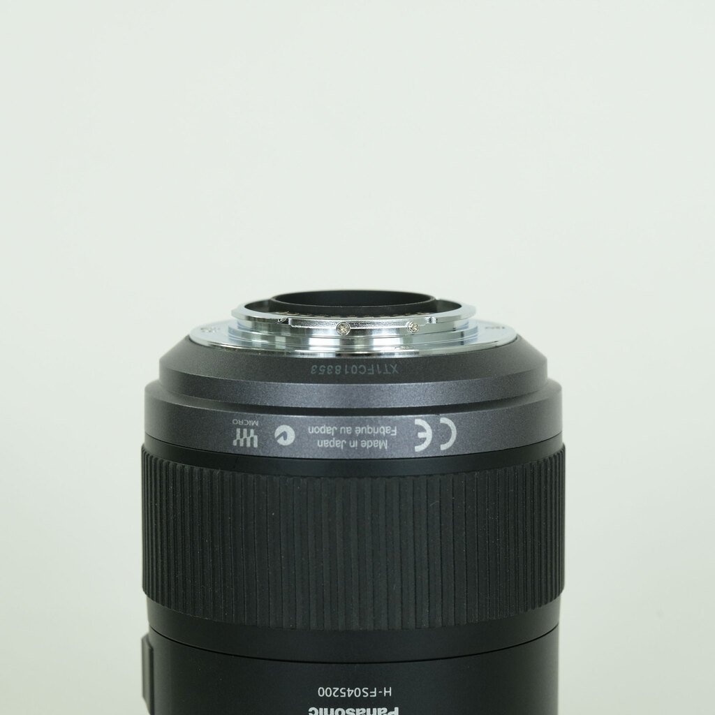 Panasonic LUMIX G VARIO 45-200mm F4.0-F5.6 MEGA O.I.S. H-FS045200 Panasonic LUMIX G VARIO 45-200mm F4.0-F5.6 MEGA O.I.S. H-FS045200