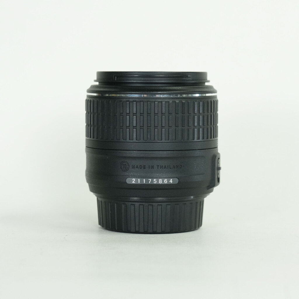 Nikon AF-S DX NIKKOR 18-55mm f3.5-5.6G VR II