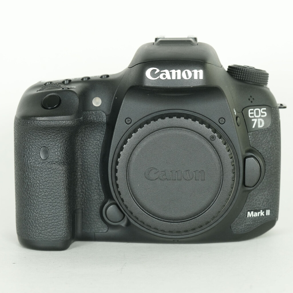 Canon EOS 7D Mark II Canon EOS 7D Mark II