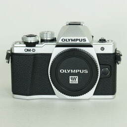 OLYMPUS OM-D E-M10 Mark II