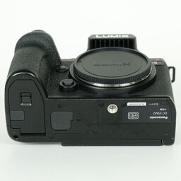 Panasonic LUMIX S5II DC-S5M2