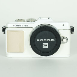 OLYMPUS PEN Lite E-PL7 ボディ ホワイト OLYMPUS PEN Lite E-PL7 ボディ ホワイト
