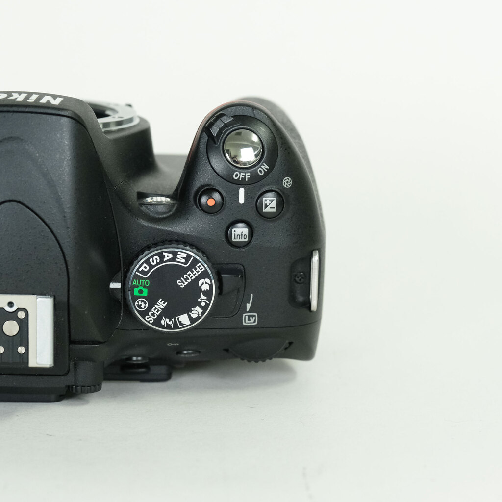 Nikon D5100 ボディ