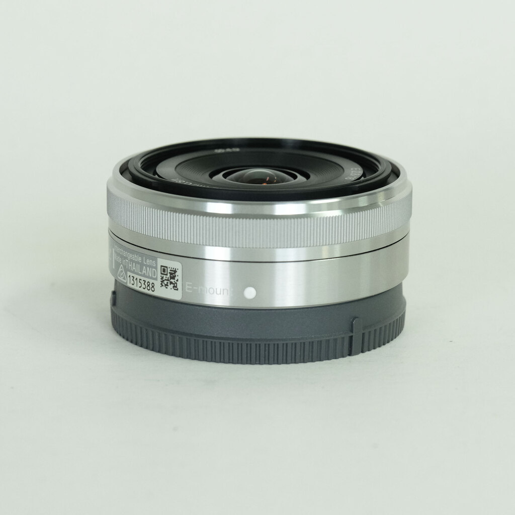 SONY E 16mm F2.8 SEL16F28