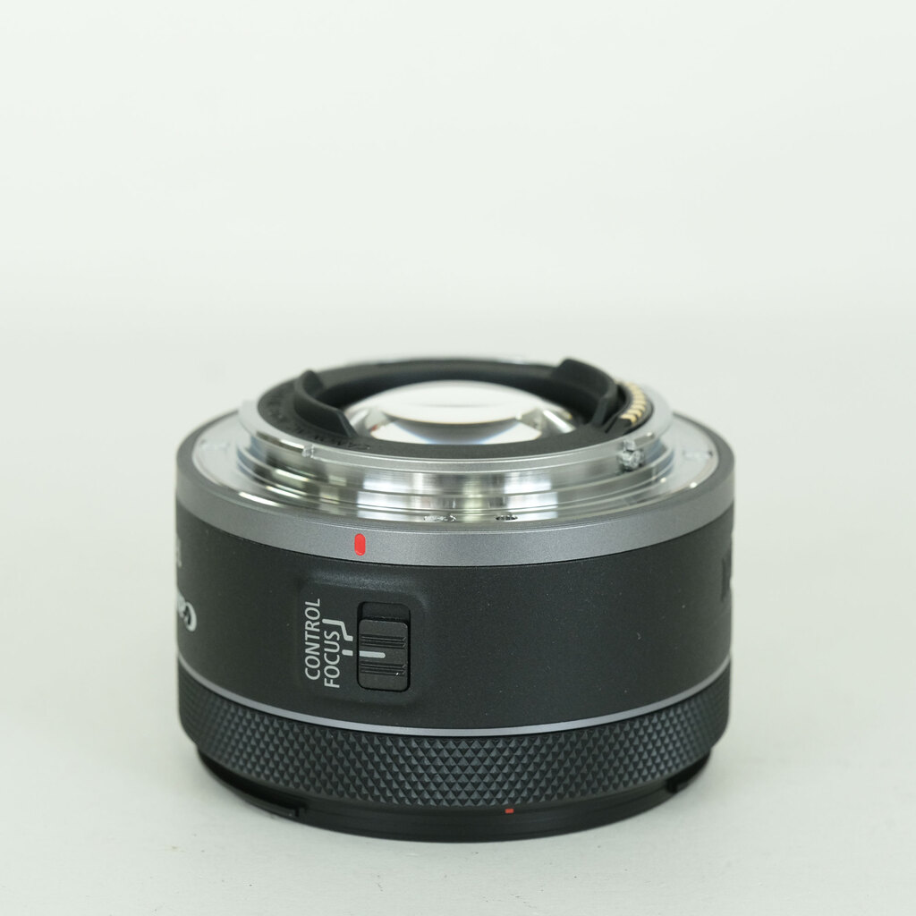 Canon RF16mm F2.8 STM Canon RF16mm F2.8 STM