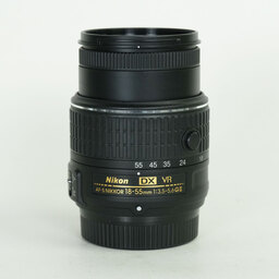 Nikon AF-S DX NIKKOR 18-55mm f3.5-5.6G VR II Nikon AF-S DX NIKKOR 18-55mm f3.5-5.6G VR II