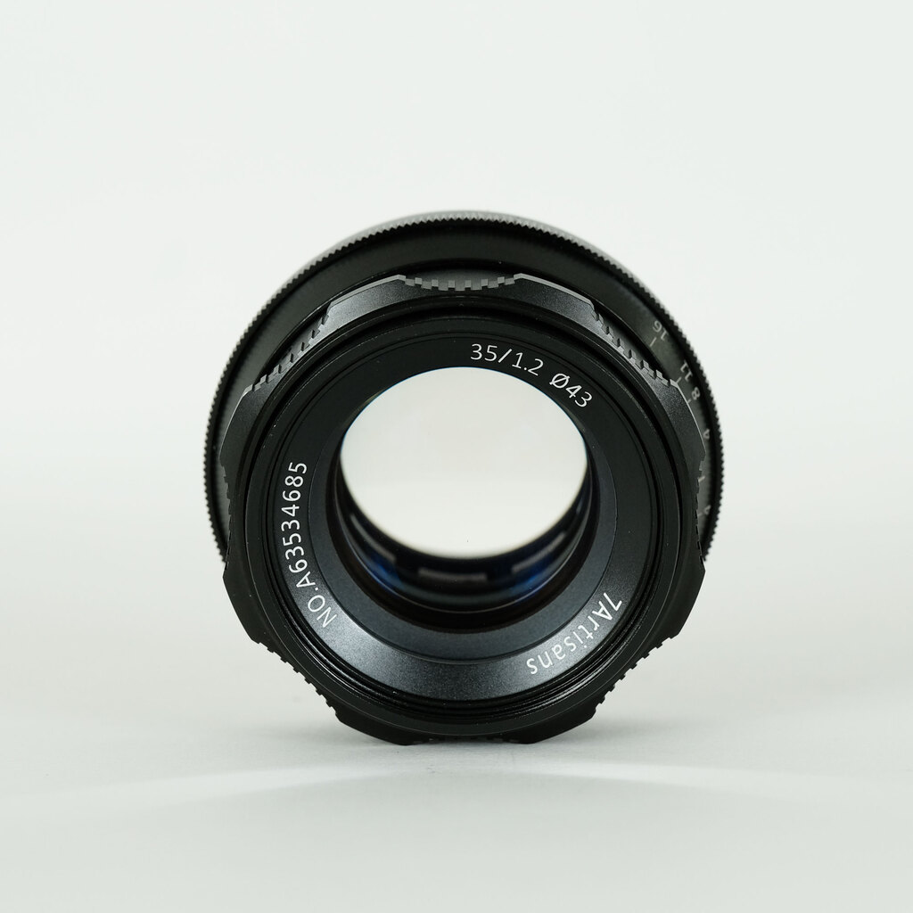 七工匠 7Artisans 35mm F1.2 (ソニーE用) ブラック