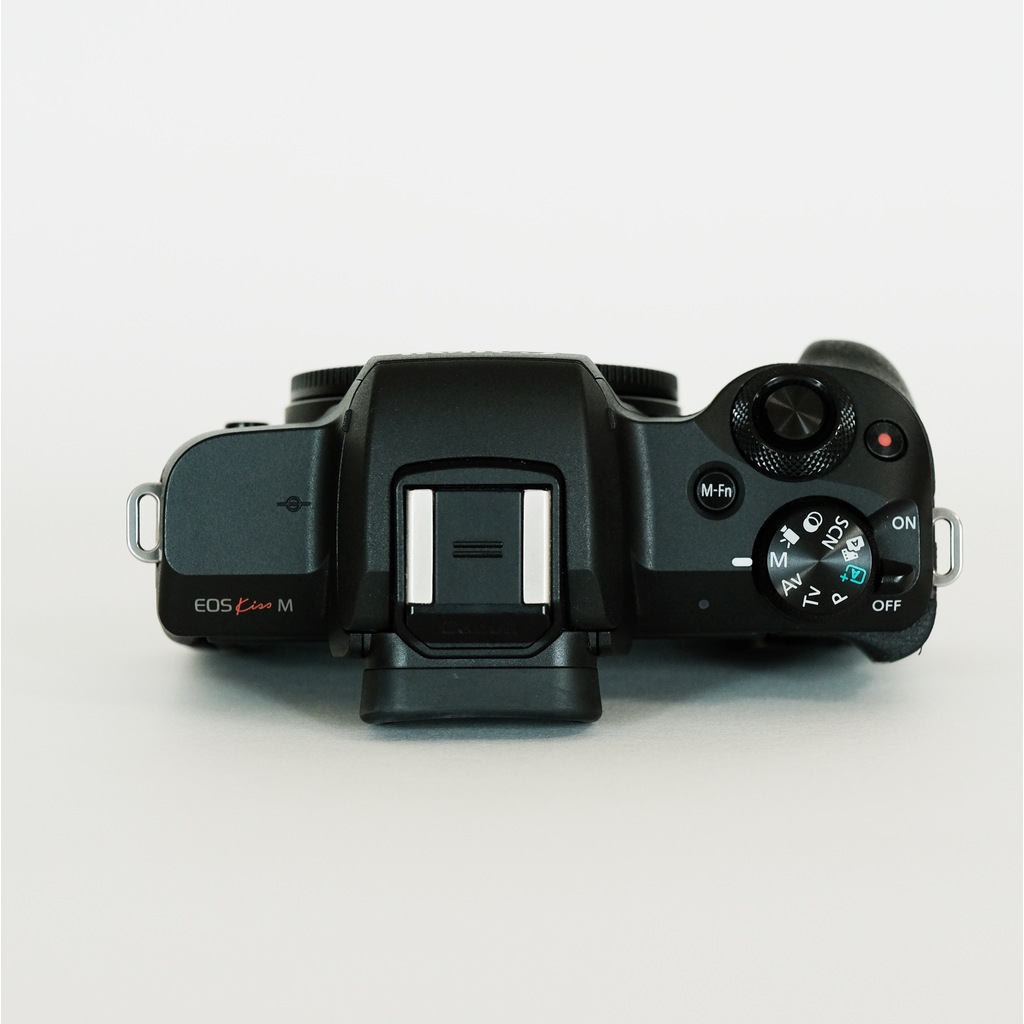Canon EOS Kiss M