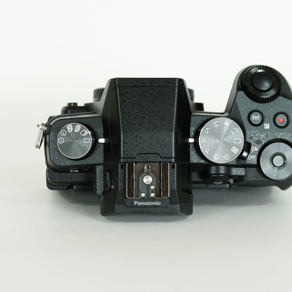 Panasonic LUMIX DMC-G8 Panasonic LUMIX DMC-G8