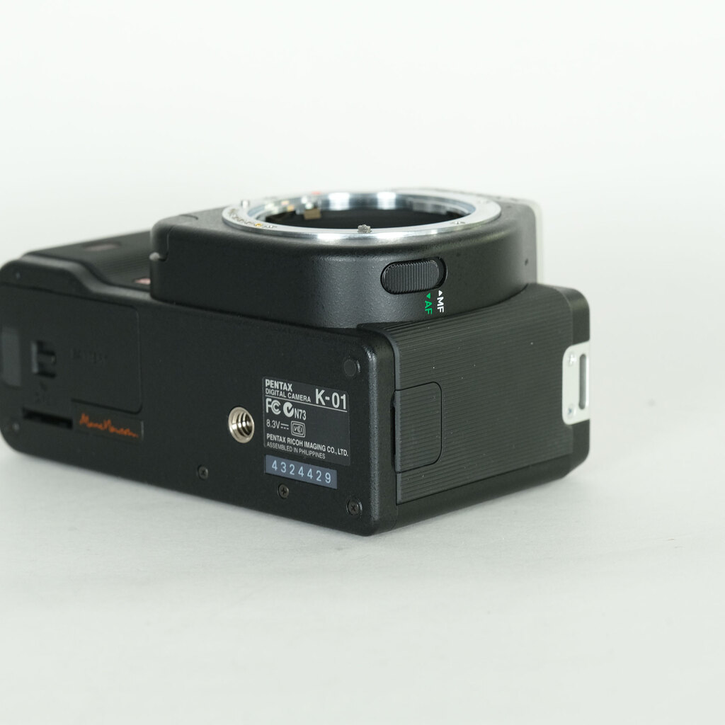 PENTAX K-01 ボディ ブラック/ブラック
