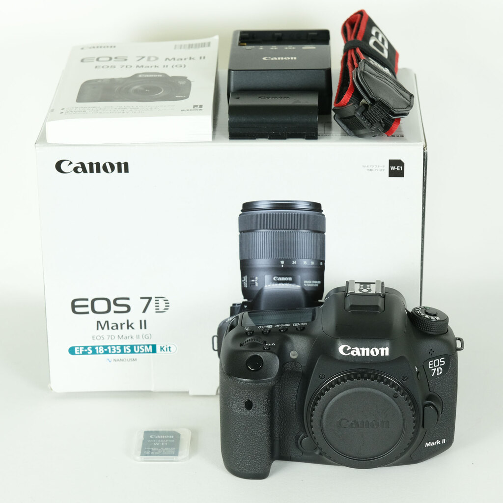 Canon EOS 7D Mark II Canon EOS 7D Mark II
