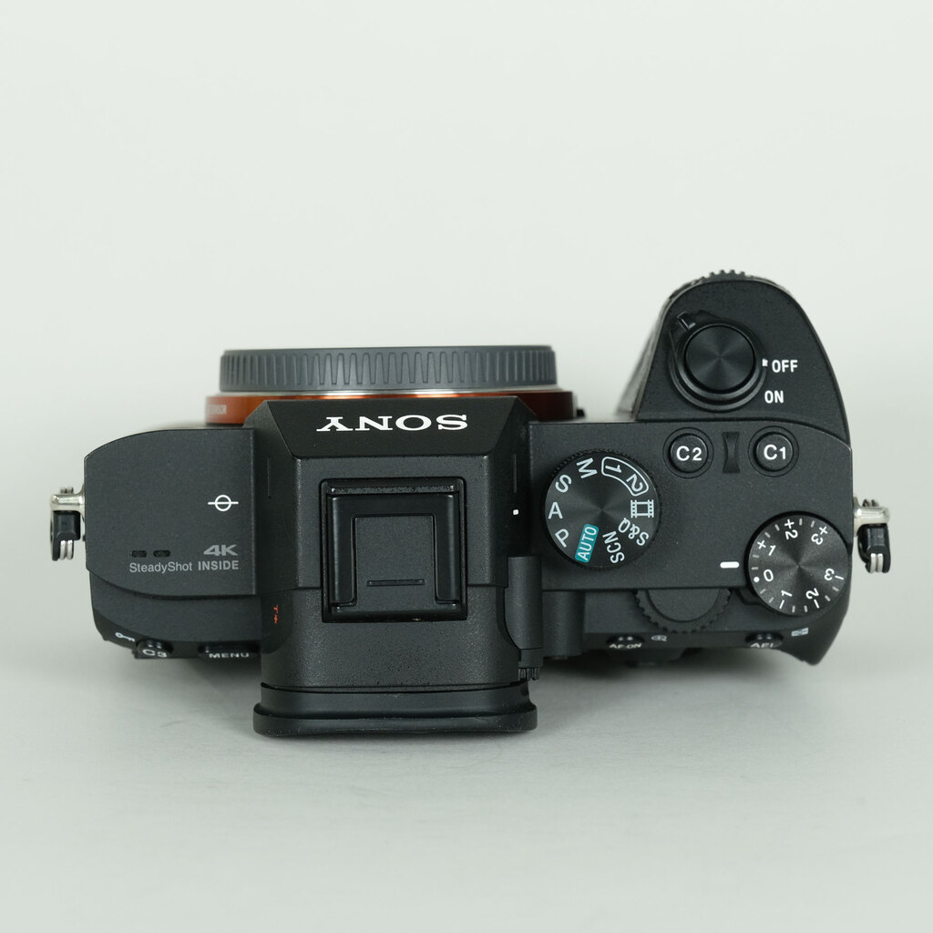 SONY α7 III（ILCE-7M3）の出品 | ONE SCENE（ワンシーン）