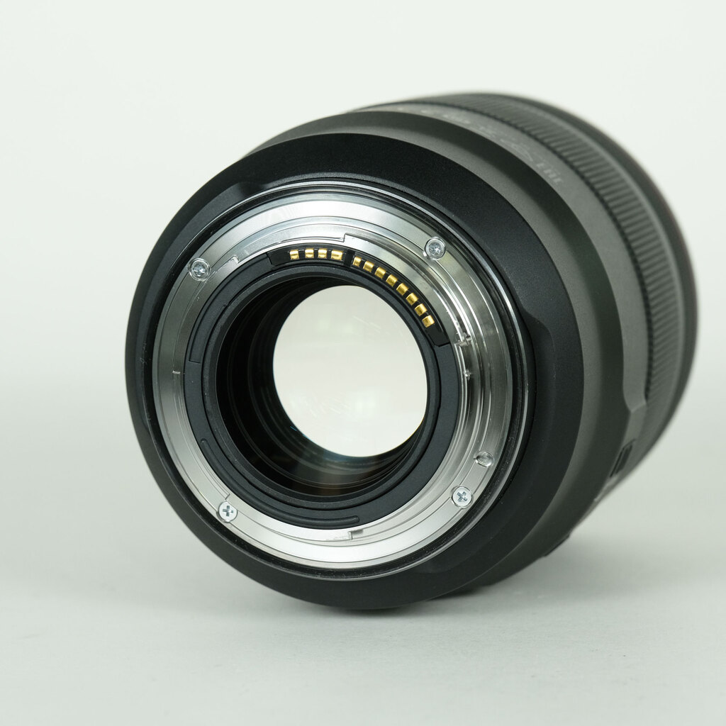 Canon RF50mm F1.2 L USMの出品 | ONE SCENE（ワンシーン）