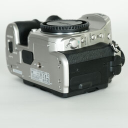 PENTAX K-1 Limited Silver〔バッテリーグリップ D-BG6 /バッテリー×2 / メタルホットシュー付属〕