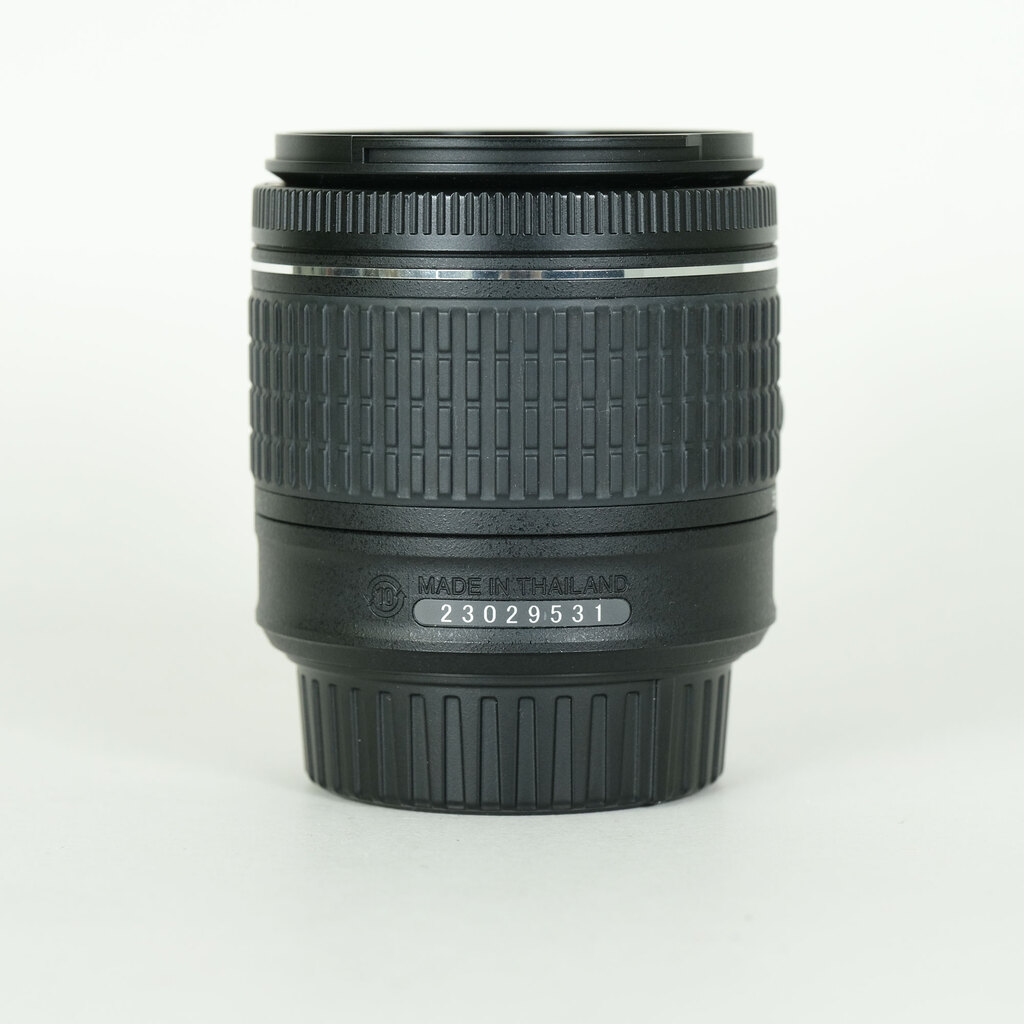 Nikon AF-P DX NIKKOR 18-55mm F3.5-5.6G VR Nikon AF-P DX NIKKOR 18-55mm F3.5-5.6G VR