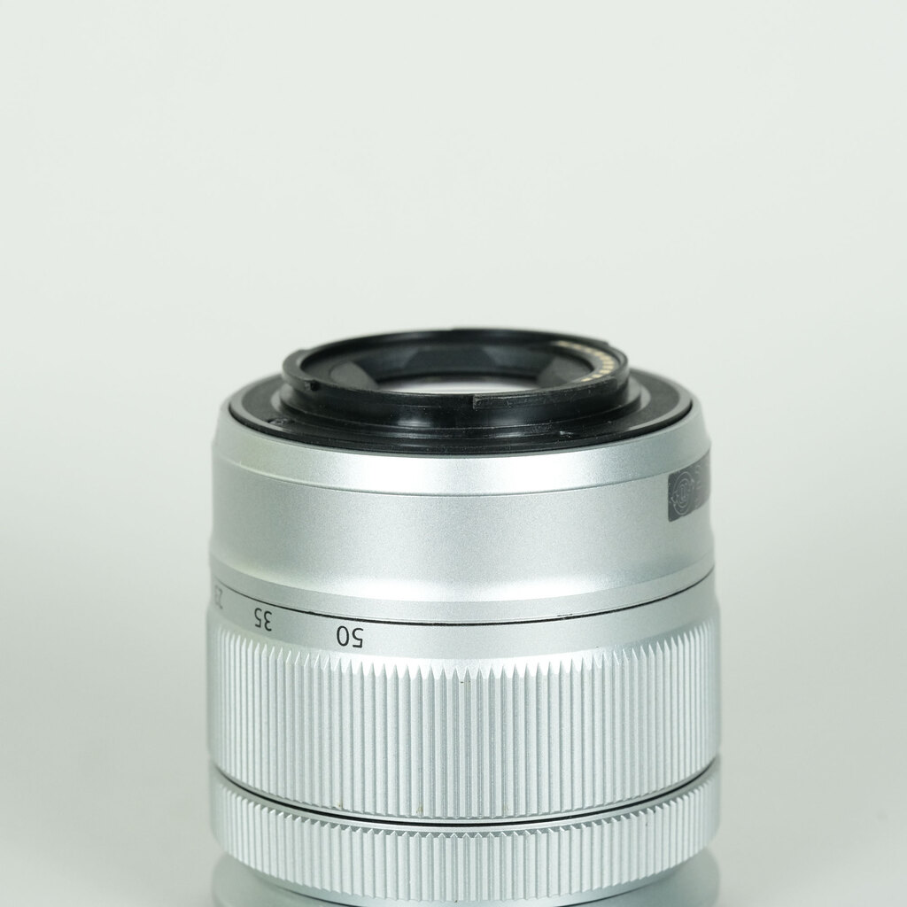 FUJIFILM XC16-50mm F3.5-5.6 OIS IIの出品 | ONE SCENE（ワンシーン）