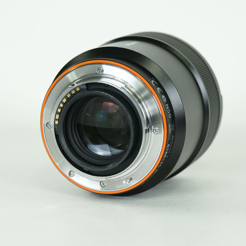 SONY Distagon T* 24mm F2 ZA SSM SAL24F20Z