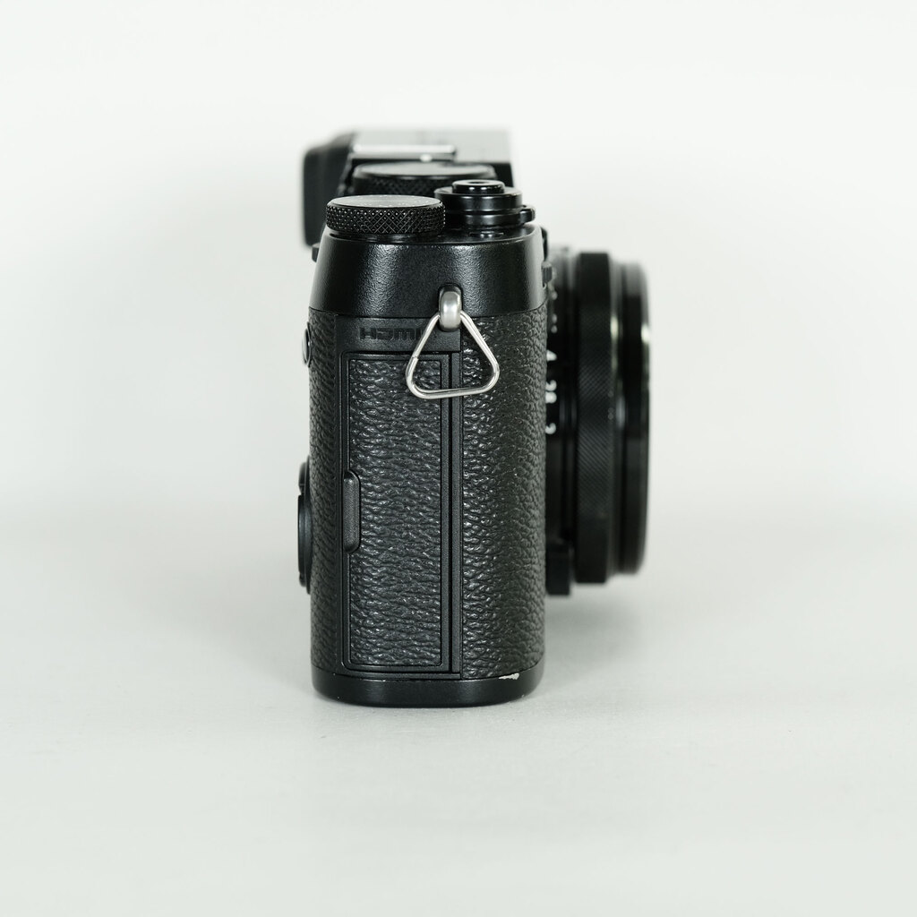 FUJIFILM X100F ブラック