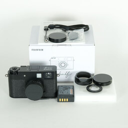 FUJIFILM X half X-HF1