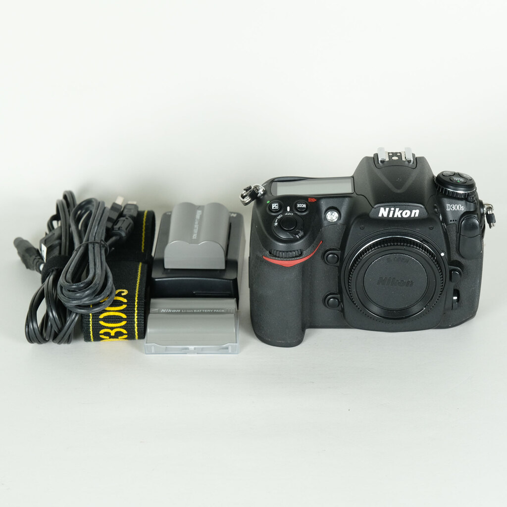 Nikon D300S ボディ