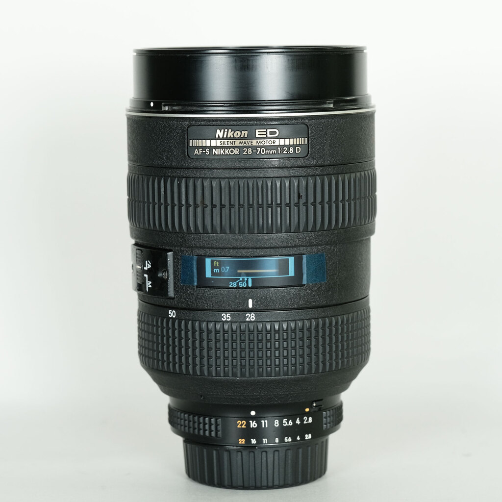 Nikon AF-S ED 28-70mm F2.8 D ブラック