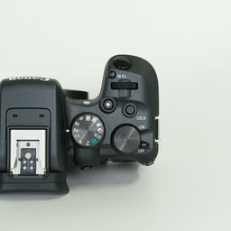 Canon EOS R10