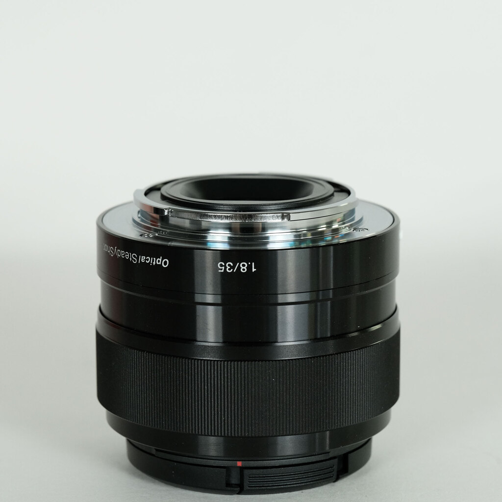 SONY E 35mm F1.8 OSS SEL35F18 SONY E 35mm F1.8 OSS SEL35F18