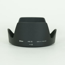 Nikon AF-S DX VR Zoom-Nikkor 18-200mm F3.5-5.6G IF-ED Nikon AF-S DX VR Zoom-Nikkor 18-200mm F3.5-5.6G IF-ED