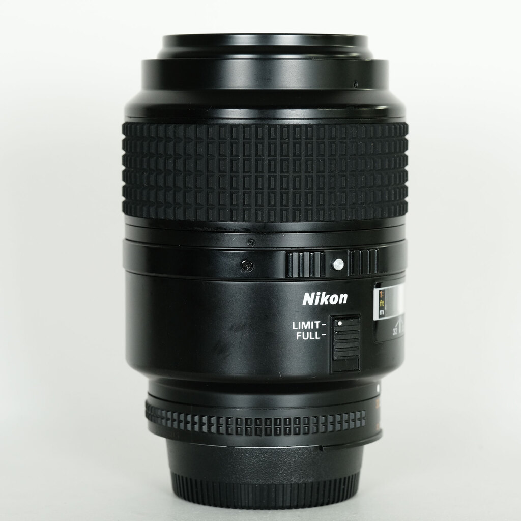 Nikon AF 105mm F2.8D マイクロ