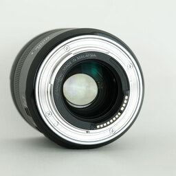 Canon RF85mm F2 MACRO IS STM