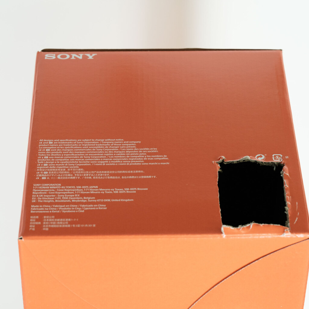 SONY FE 200-600mm F5.6-6.3 G OSS SEL200600G SONY FE 200-600mm F5.6-6.3 G OSS SEL200600G