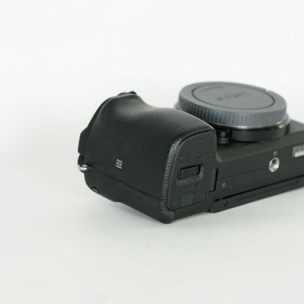 SONY α6400（ILCE-6400）