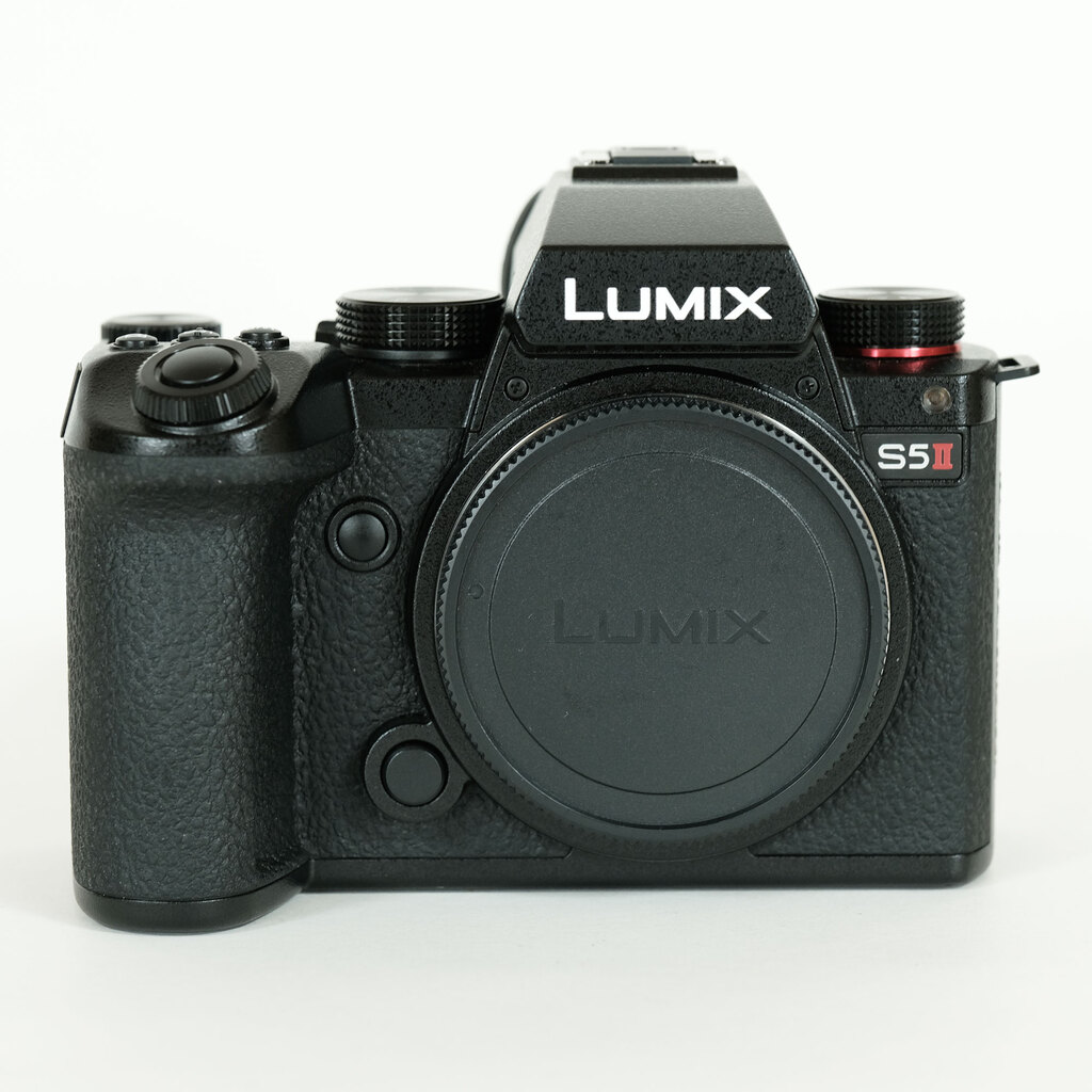 Panasonic LUMIX S5II DC-S5M2の出品 | ONE SCENE（ワンシーン）