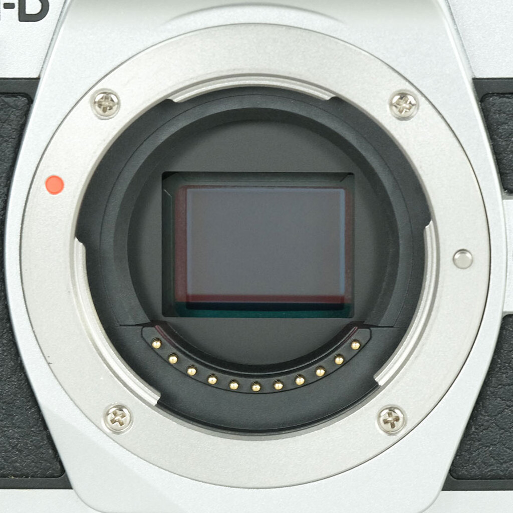 OLYMPUS OM-D E-M10 Mark III