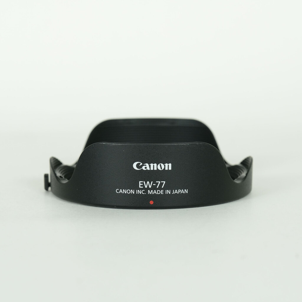 Canon EF8-15mm F4L フィッシュアイ USMの出品 | ONE SCENE（ワンシーン）