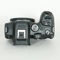 Canon EOS R7
