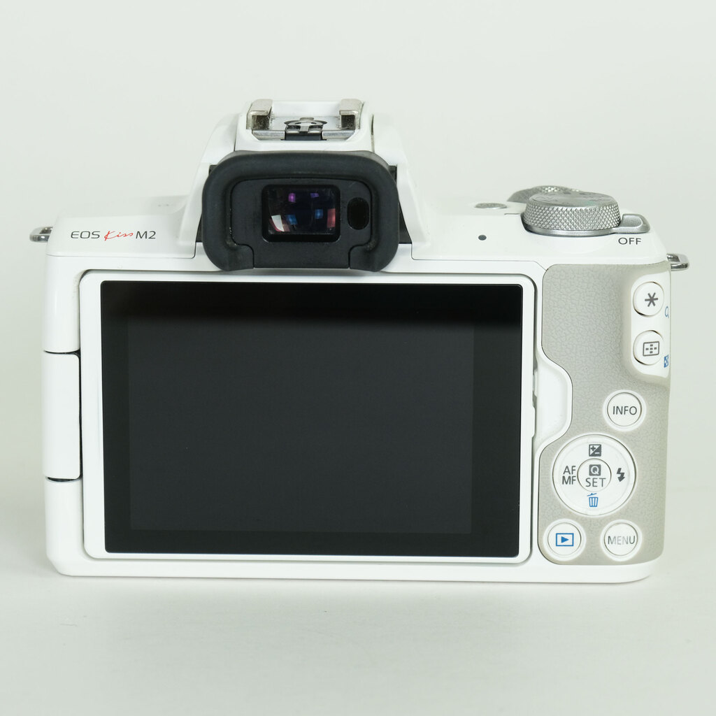 Canon EOS Kiss M2