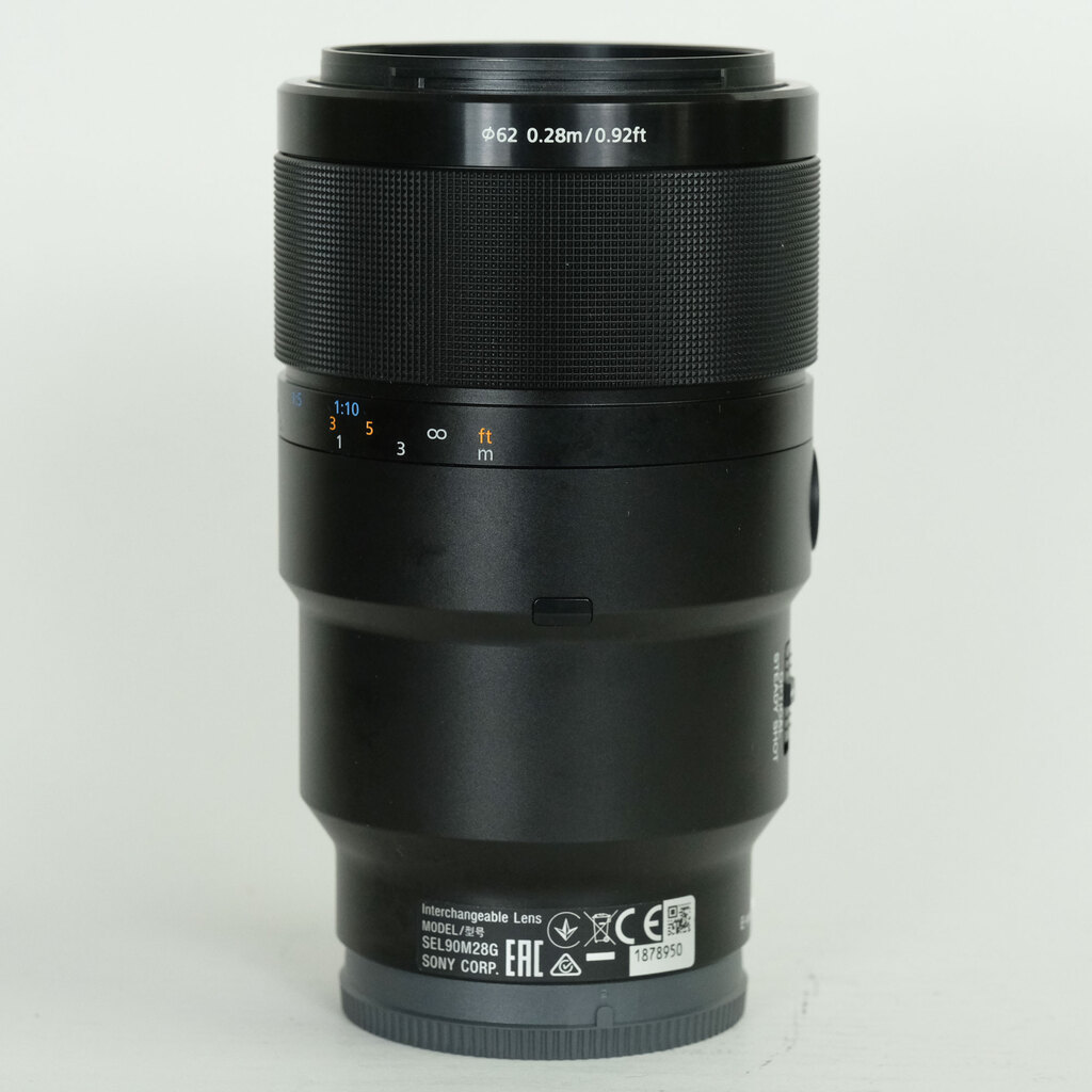 SONY FE 90mm F2.8 Macro G OSS SEL90M28G